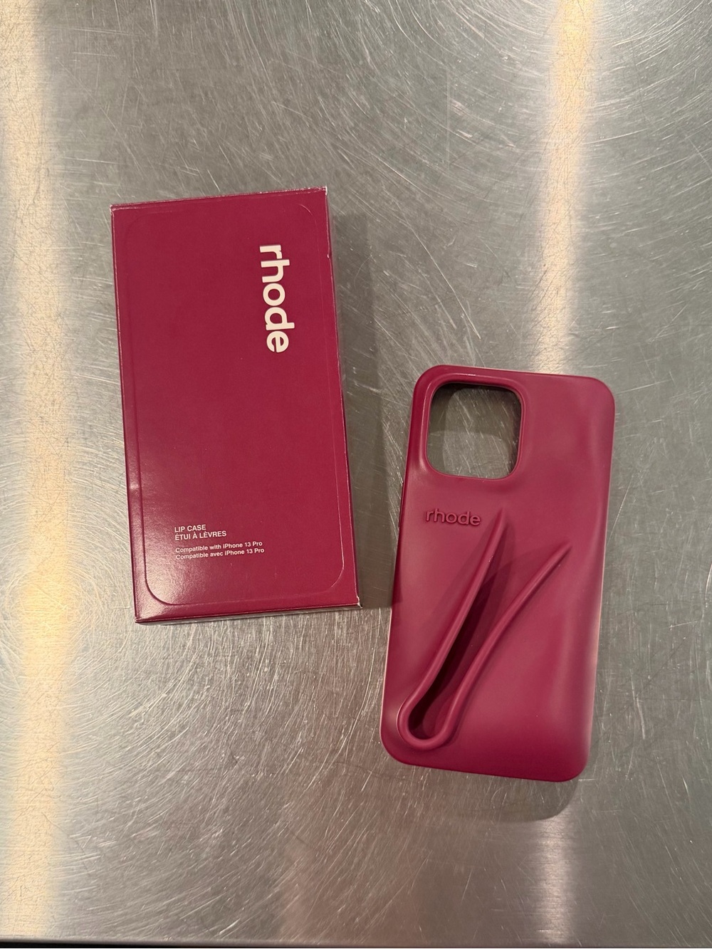rhode Lip Case in Raspberry Jelly - Picture 3 of 7